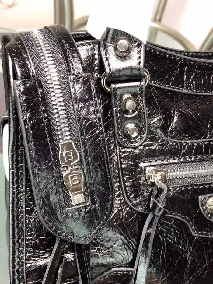 BALENCIAG巴黎世家 義大利進口 原版油蠟頭層牛皮 香皮小銀釘  BL1333